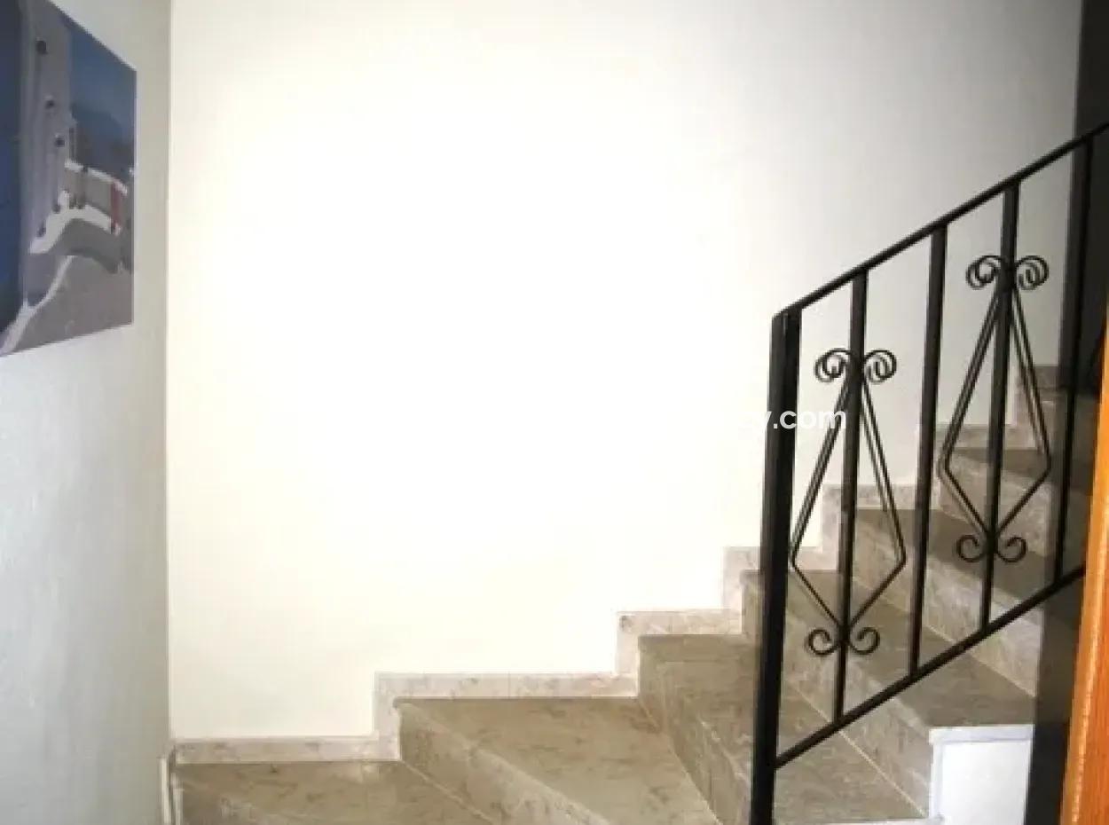 Ataköy Mahallesinde 4300M2 Çiftlik Evi Havuzlu 7 Oda 2 Salon 340M2