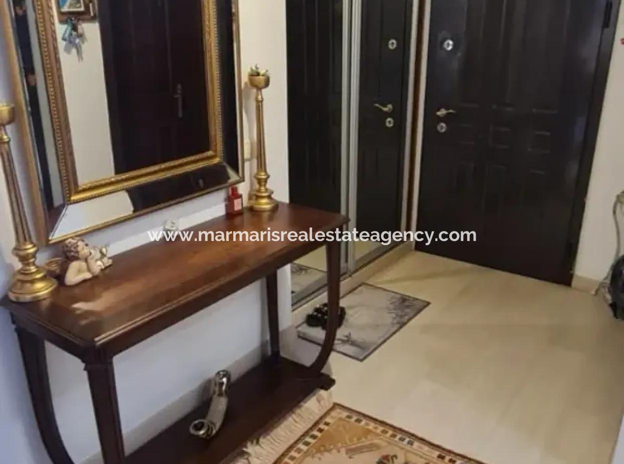 Marmaris Armutalan Mevkiinde Tam Müstakil Bahçeli Havuzlu Satılık Villa