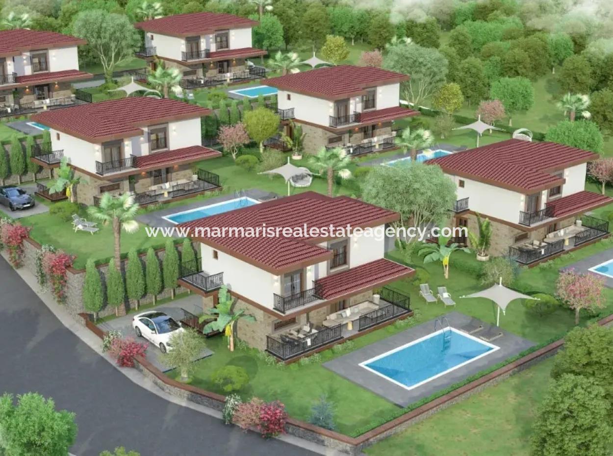 Marmaris Çetibeli Mevkiinde Tam Müstakil Havuzlu 3 Oda 1 Salon Açık Mtufak Satılık Villa 400M2 Arsa İçerisinde
