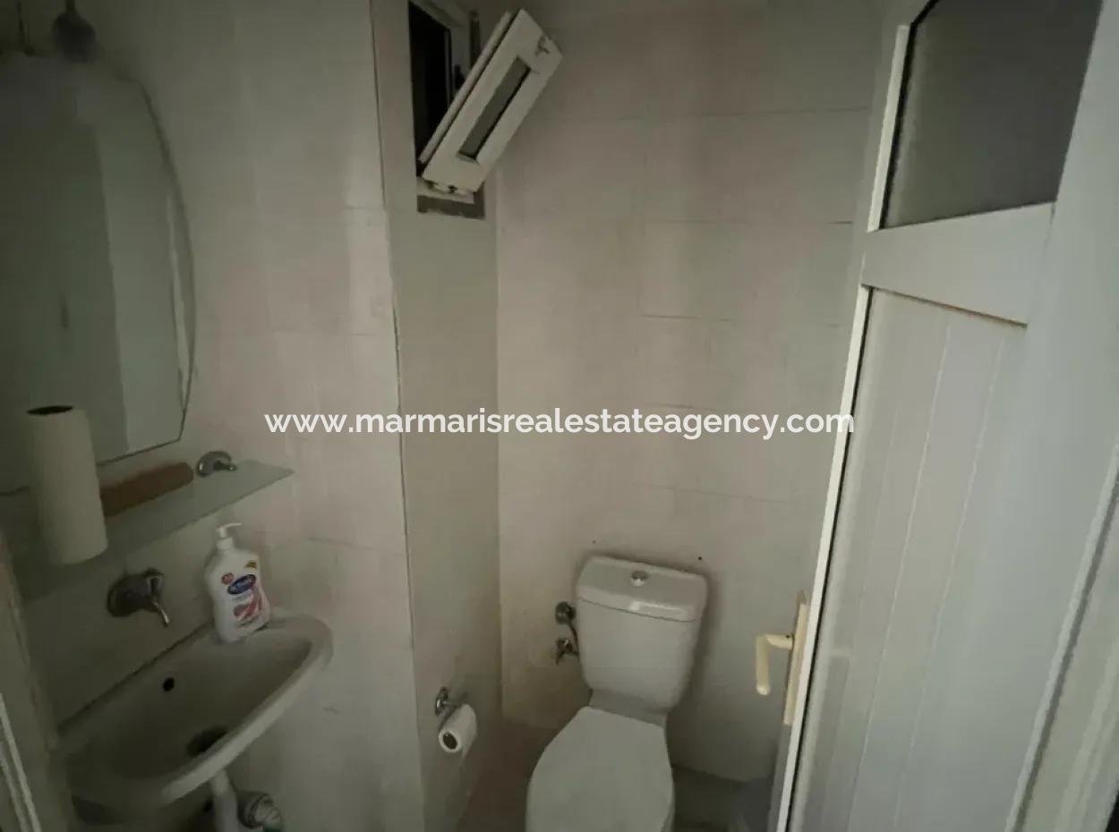 Marmaris Armutalan Merkezinde Anacadde Üzerinde 90M2 Satılık Dükkan