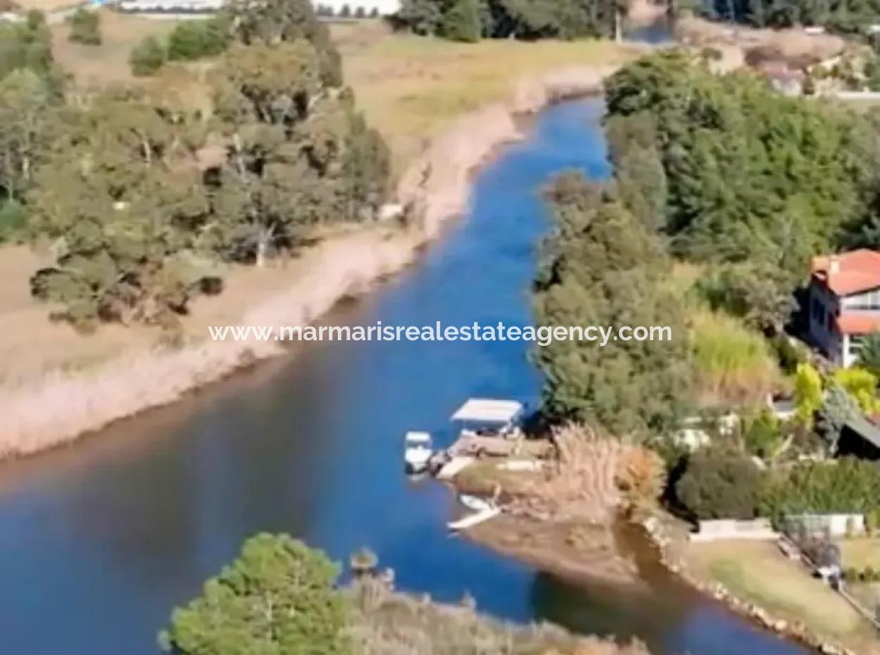 Marmaris,Te Kanala Sıfır 10000M2 Ticari Kullanıma Uygun Hisseli Arazimiz Satılık