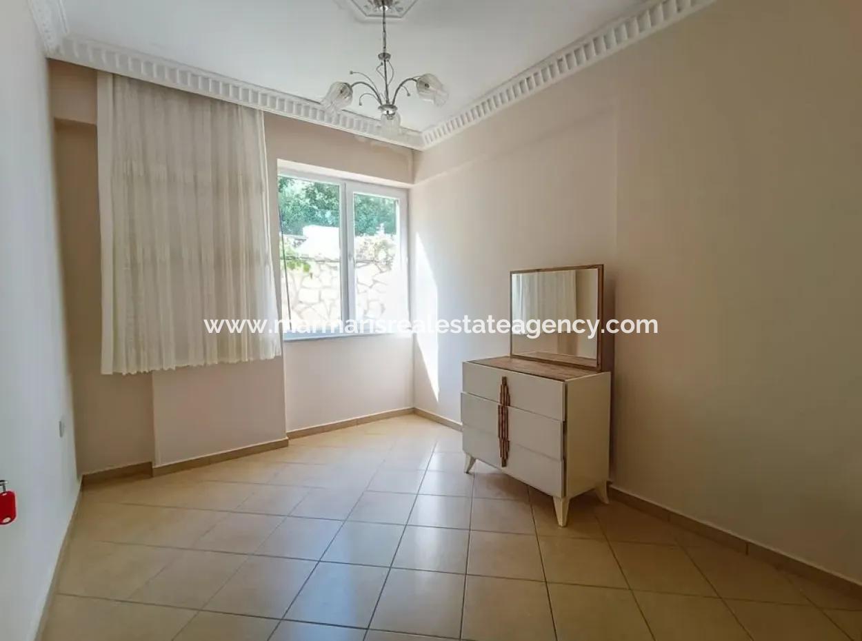 Marmaris İlçesi Beldibi Mahallesi Doğa Manzaralı Yüzme Havuzlu Site İçerisinde 3+1 Bahçe Dubleks Satılık Daire