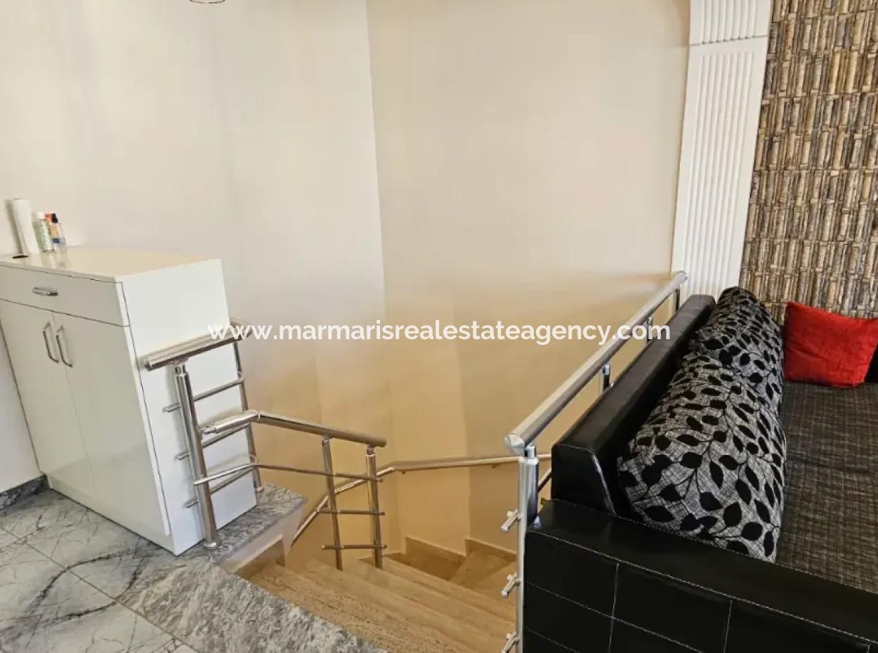 Camiavlu Mahallesi Havuzlu Güvenlikli Sitede 3+1 Satılık Ters Dubleks