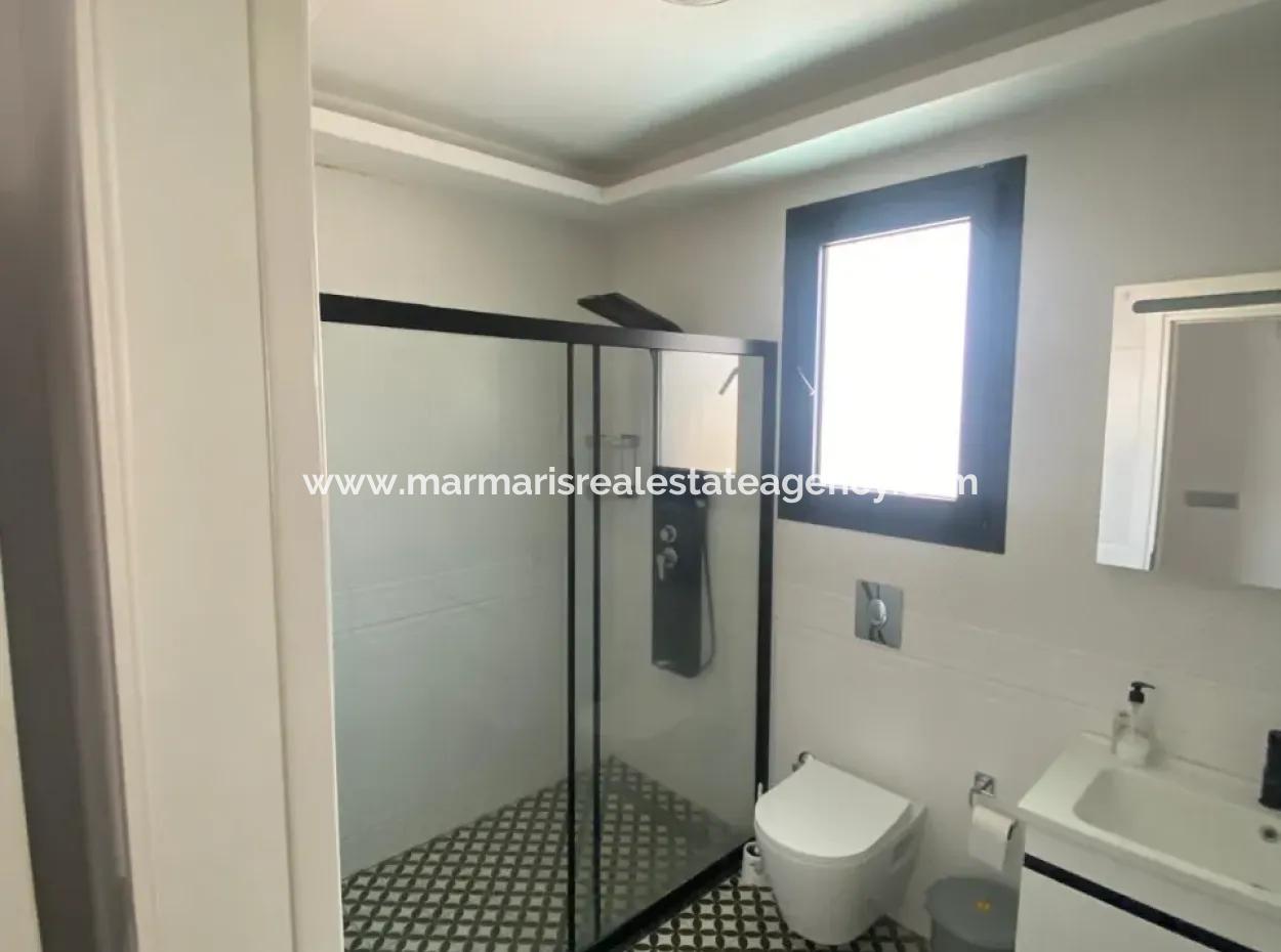 Marmaris Çamdibi 5 +1 Tam Müstakil Havuzlu Eşyalı Kiralık Tripleks Villa