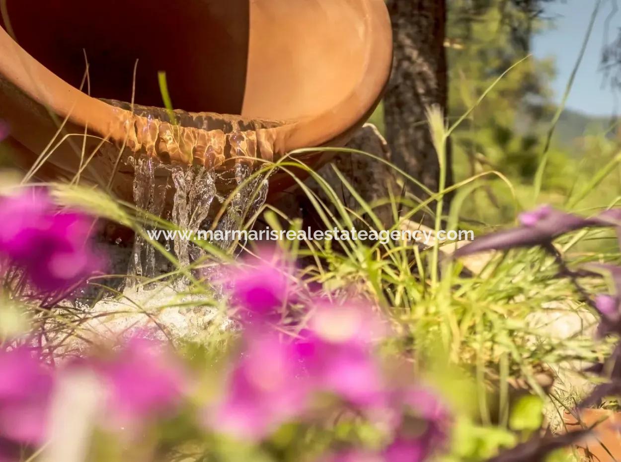 Marmaris,Den 20 Km Uzaklıkta Denize Sıfır Satılık Butik Otel 20 Oda