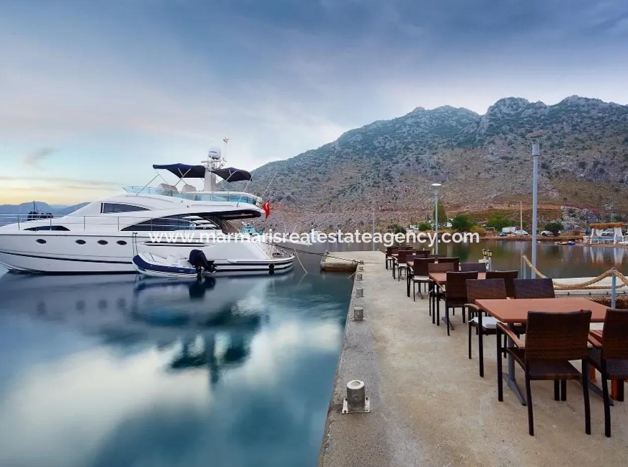 Marmaris,Den 40 Km Uzaklıkta Denize Sıfır Satılık 30 Oda Butik Otel