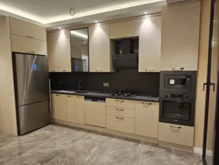 İçmeler Mahallesi 4+1 Tam Müstakil Sıfır Satılık Villa