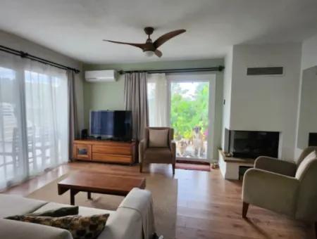 Ortaca Mahallesi Satılık 10.000 M2 İçerisinde Özel Yapım Havuzlu Çiftlik Evi