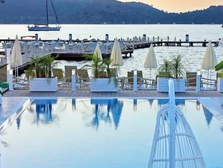 Marmaris,Den 40 Km Uzaklıkta Denize Sıfır Satılık Butik Otel İskelesi Mevcut