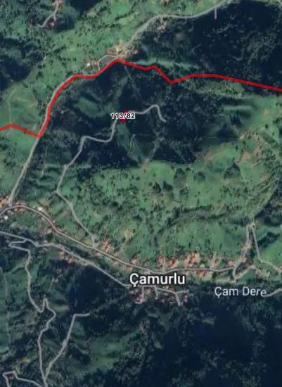 Hopa Kemelpaşa Köyünde 650 M2 Yolu Olan Çay Bahçesi